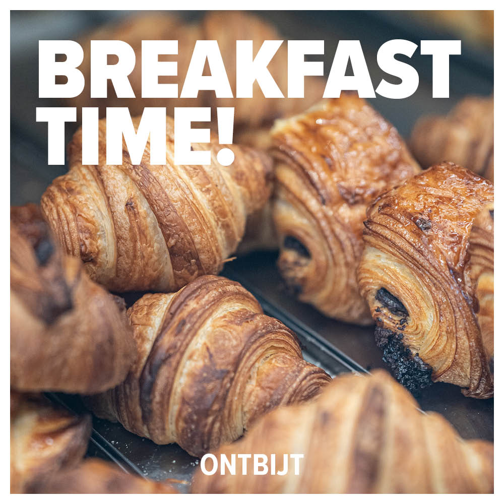 Ontbijten met lekkere croissants en pistolets van Painture