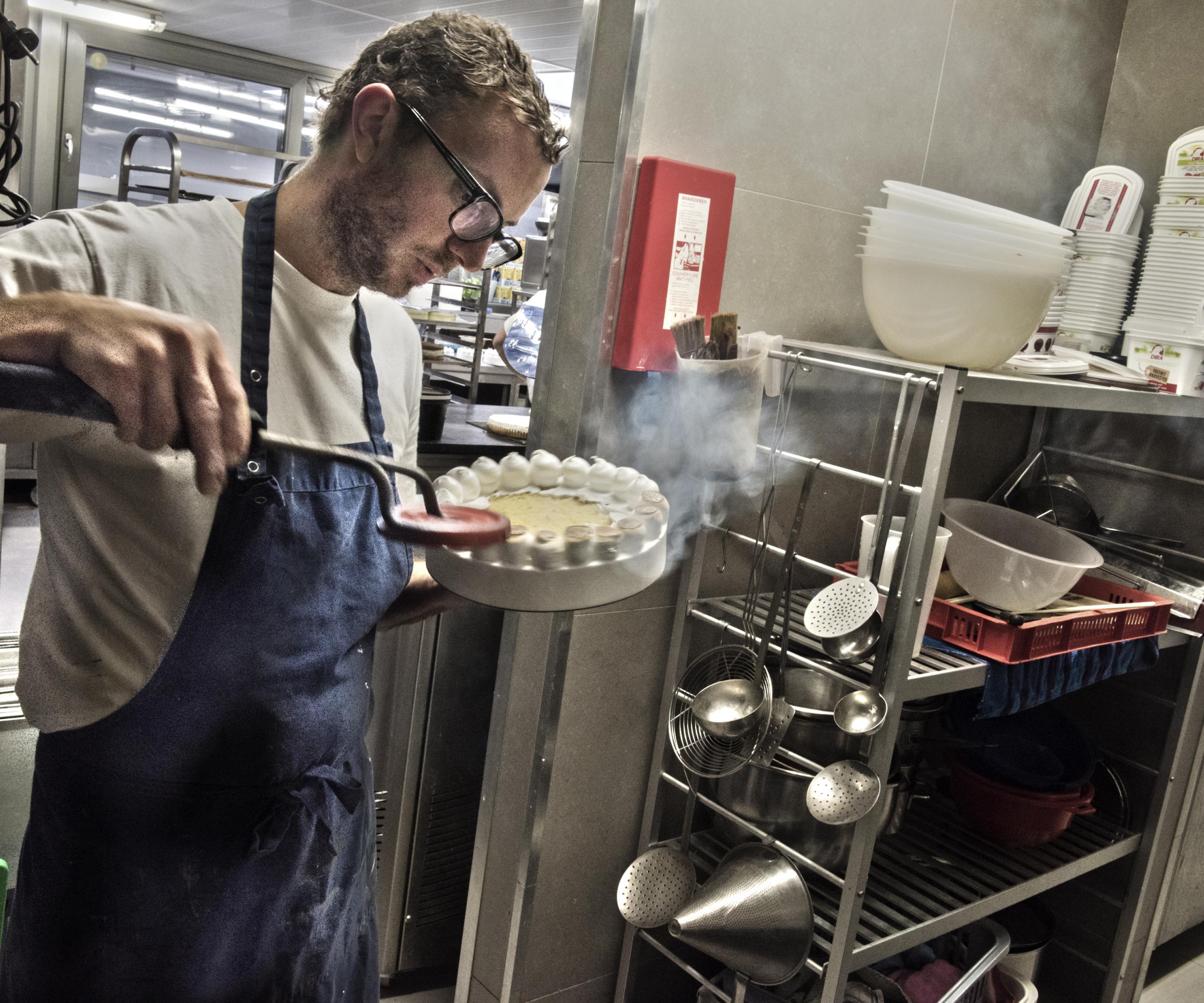 Brecht Van Poucke in het atelier